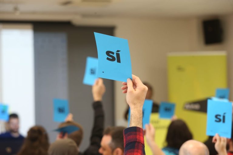 Ábrese la inscripción a dos Comisiones de Trabayu nueves